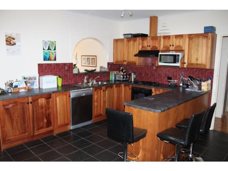 32 First Street, Napperby SA 5540
