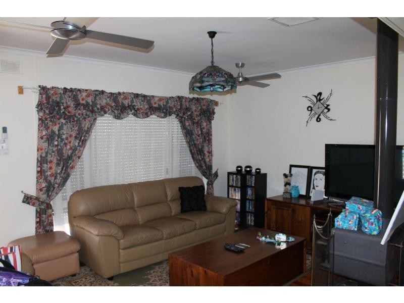 32 First Street, Napperby SA 5540