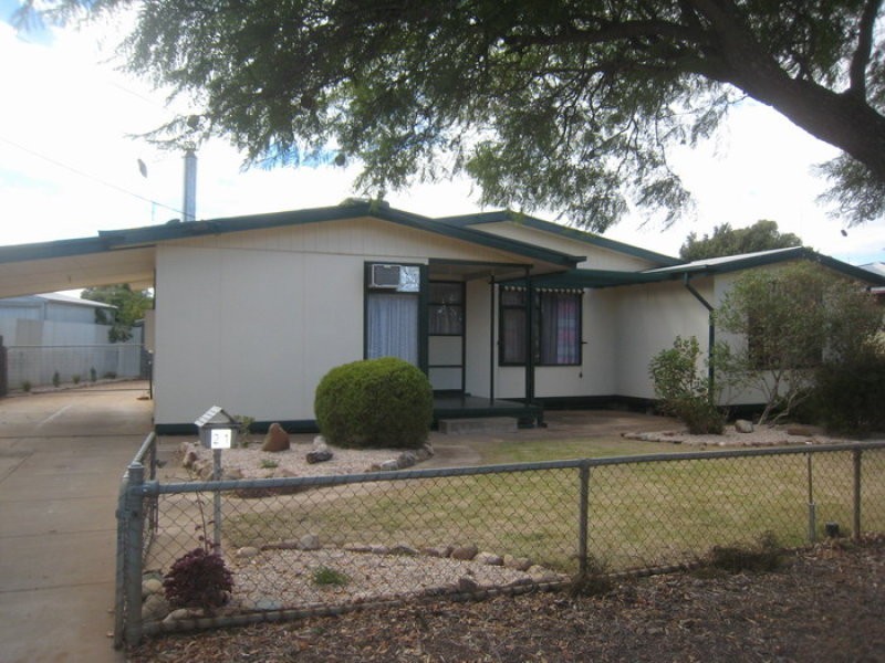 21 Flinders Street, Crystal Brook SA 5523