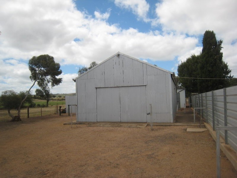 23 R F Nicholls Drive, Crystal Brook SA 5523