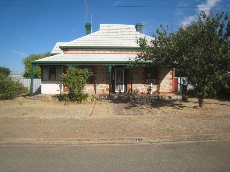 64 Park Terrace, Gladstone SA 5473