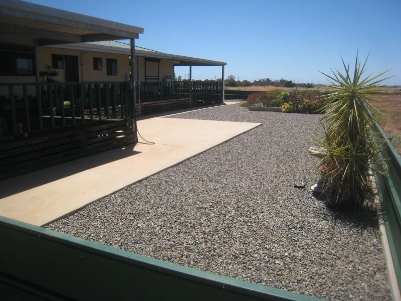 11338 Augusta Highway, Warnertown SA 5540