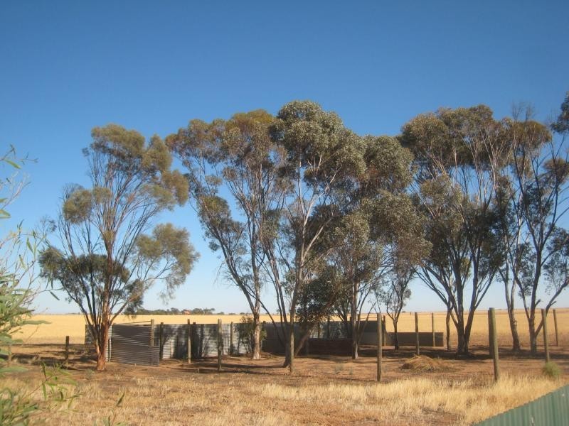 L639 The Whim Road, Nurom SA 5523