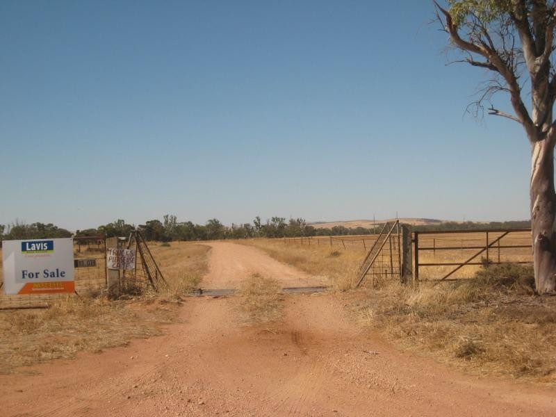 L639 The Whim Road, Nurom SA 5523