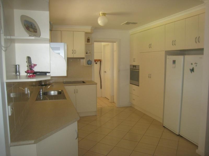 6 Third Street, Napperby SA 5540