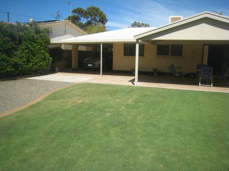 6 Third Street, Napperby SA 5540