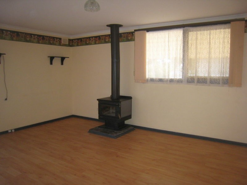 21 Flinders Street, Crystal Brook SA 5523