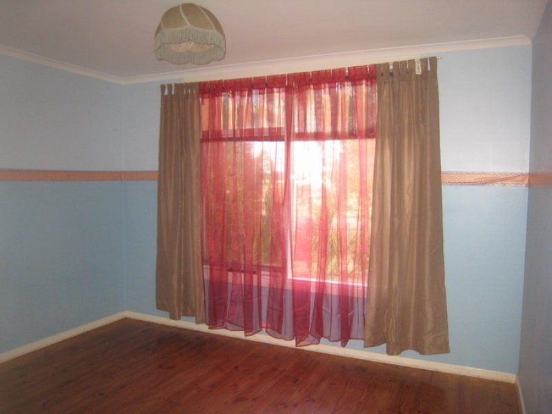 21 Flinders Street, Crystal Brook SA 5523