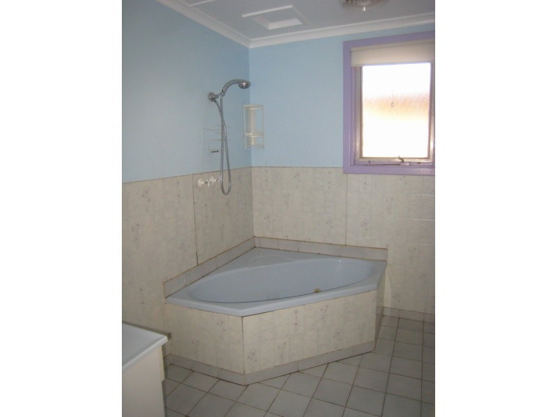 21 Flinders Street, Crystal Brook SA 5523