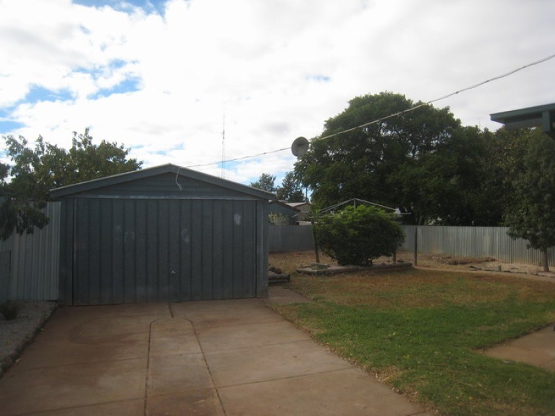 21 Flinders Street, Crystal Brook SA 5523