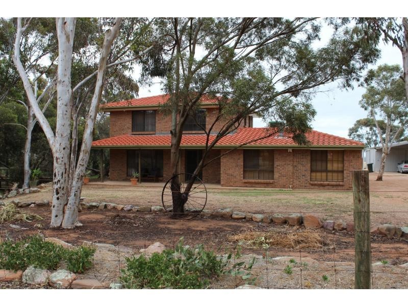 48 Bain Avenue, Napperby SA 5540