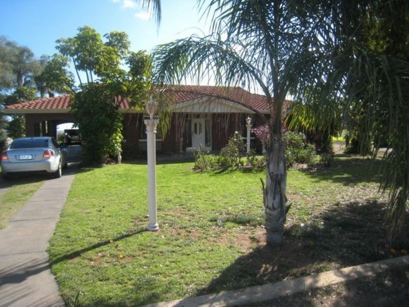 525 Scenic Drive, Napperby SA 5540