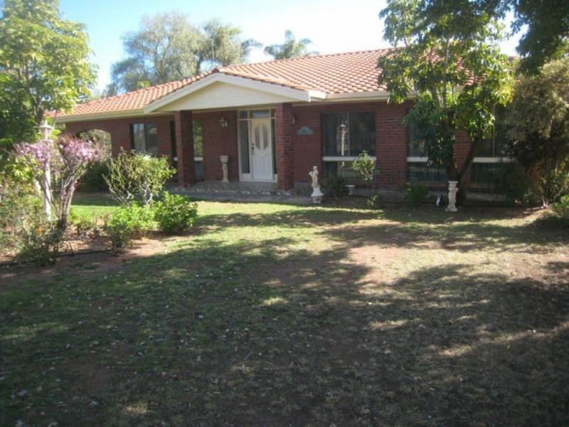 525 Scenic Drive, Napperby SA 5540