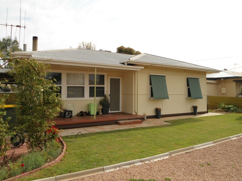 12 Lyons Street, Crystal Brook SA 5523