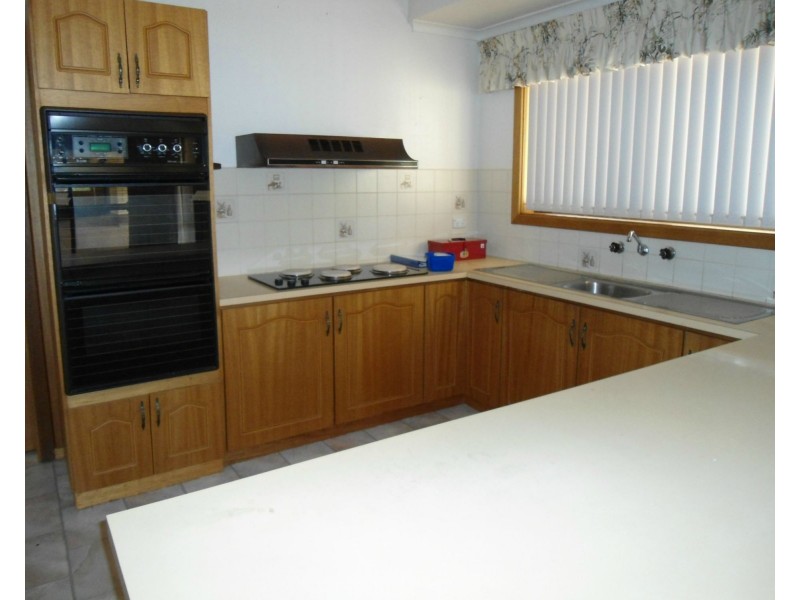 33 Mercowie Street, Crystal Brook SA 5523