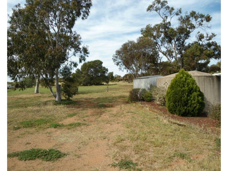 33 Mercowie Street, Crystal Brook SA 5523