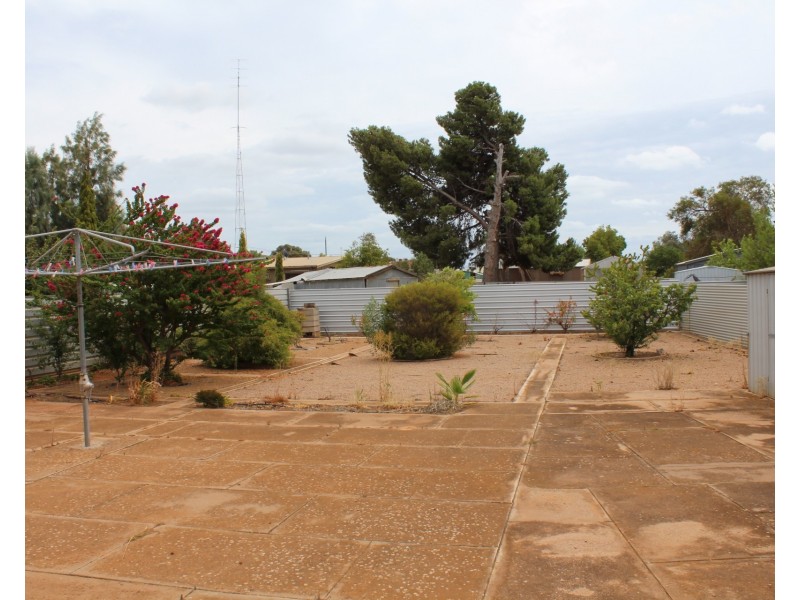 230 Esmond Road, Port Pirie SA 5540