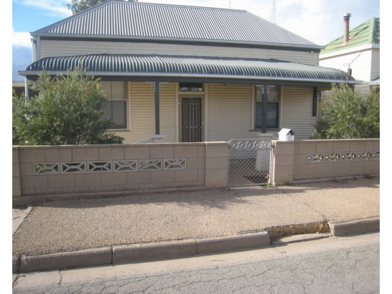 11 Sixth Street, Port Pirie SA 5540