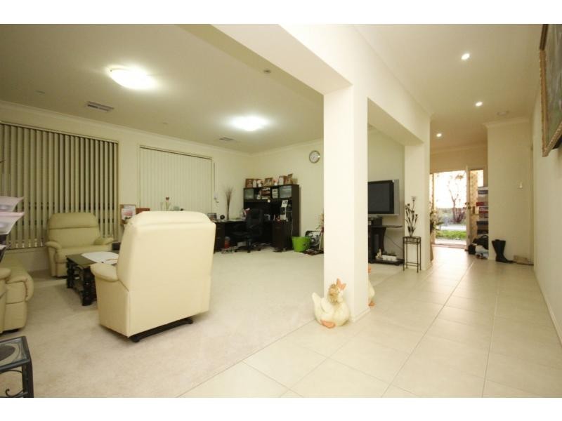 24 Amberwell Terrace, Burton SA 5110