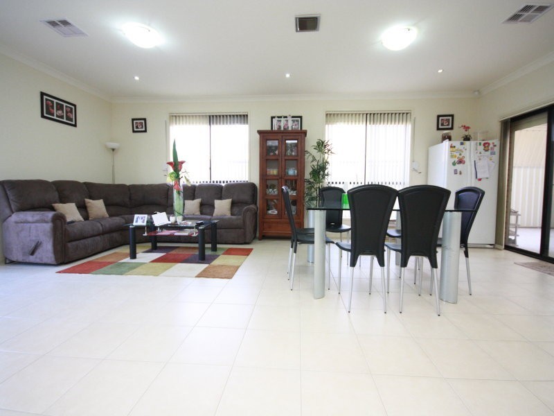 24 Amberwell Terrace, Burton SA 5110