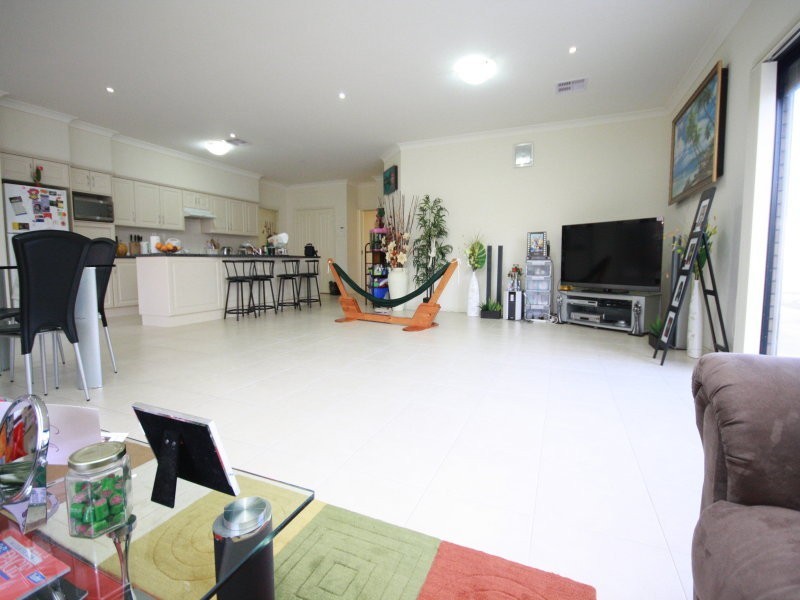 24 Amberwell Terrace, Burton SA 5110