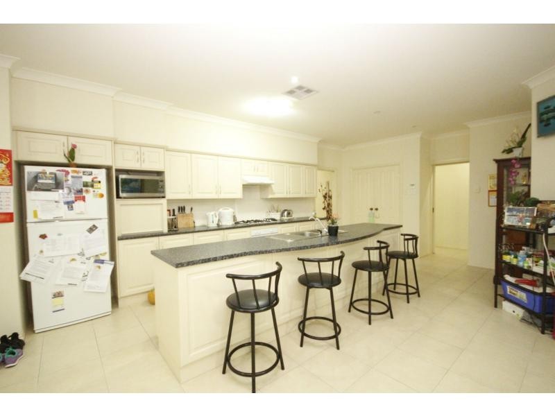24 Amberwell Terrace, Burton SA 5110