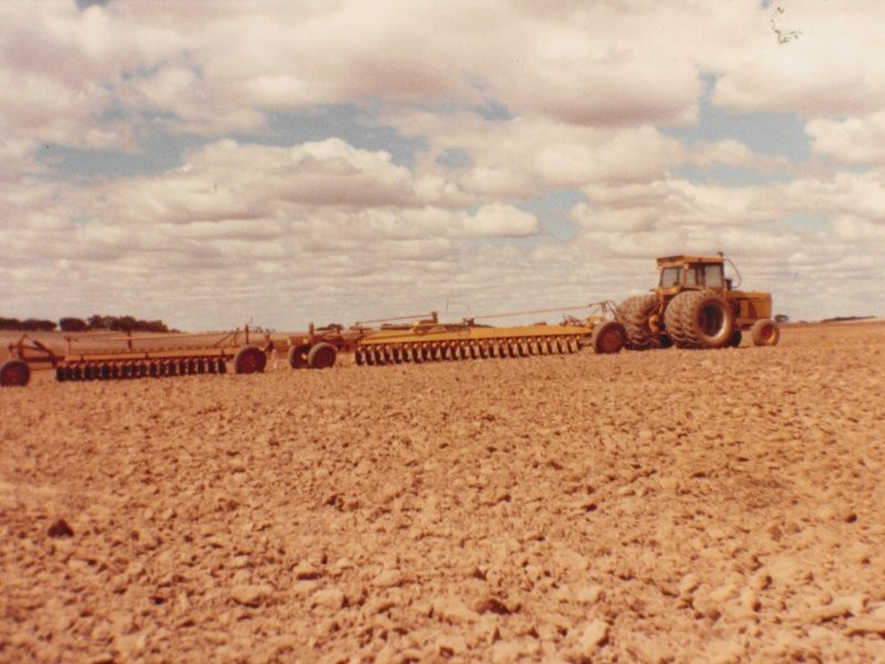 1 Tarragon Tanks Road, Mount Damper SA 5654