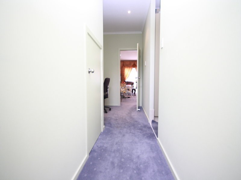 26 Franklin Avenue, Mawson Lakes SA 5095