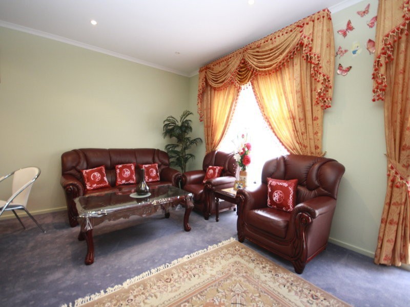 26 Franklin Avenue, Mawson Lakes SA 5095