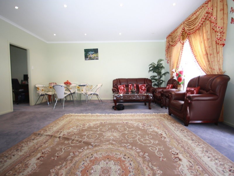 26 Franklin Avenue, Mawson Lakes SA 5095