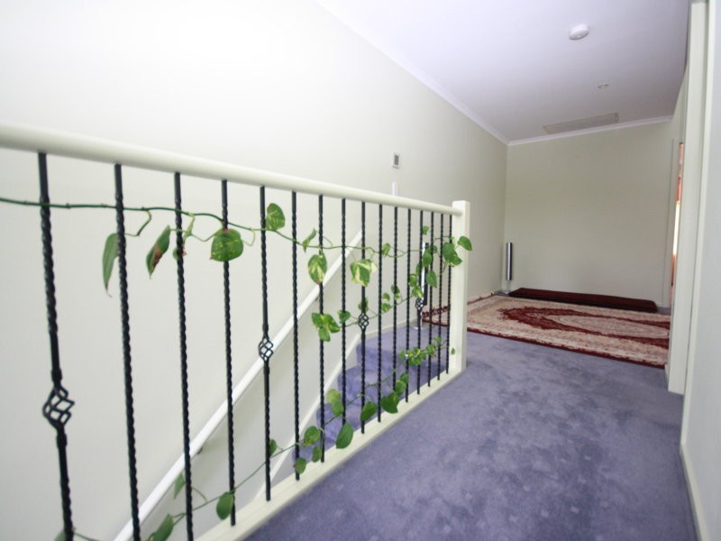 26 Franklin Avenue, Mawson Lakes SA 5095