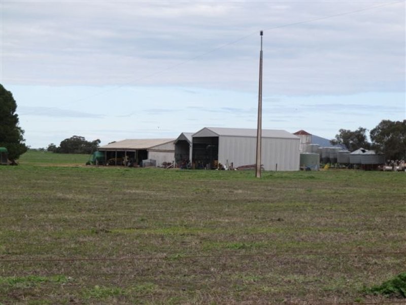 11 Settlers Road, Cummins SA 5631