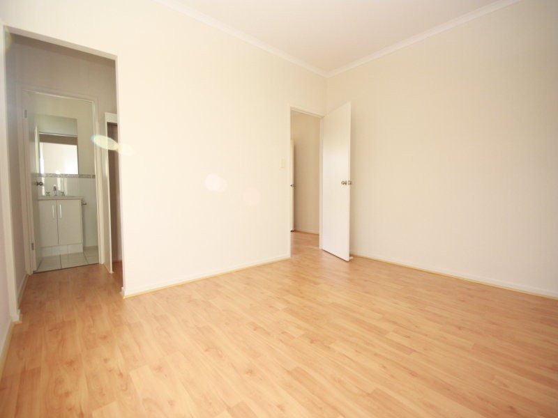 47 Dudley cresent Street, Mansfield Park SA 5012