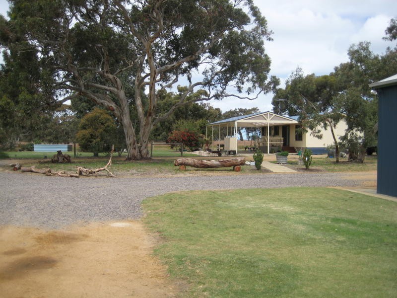 11 Stevens Road, Currency Creek SA 5214