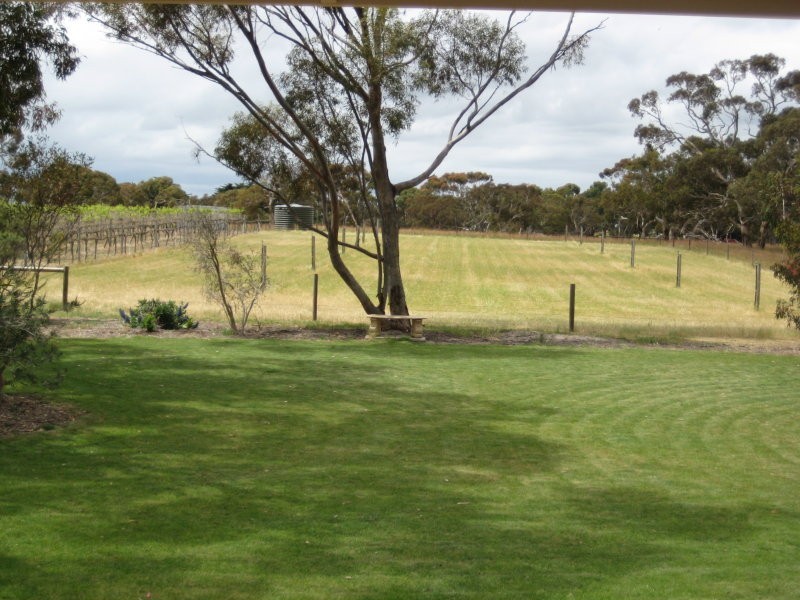 11 Stevens Road, Currency Creek SA 5214