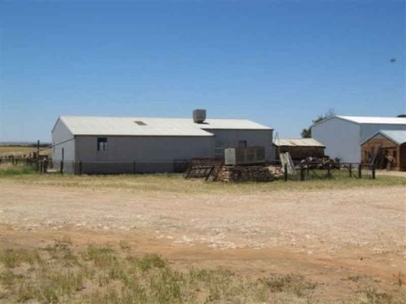 1 Cnr Pascoe Road & Palkagee Road, Lock SA 5633