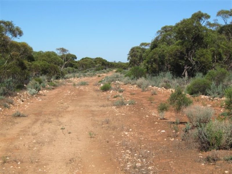 1 Deviation Road, Cowell SA 5602
