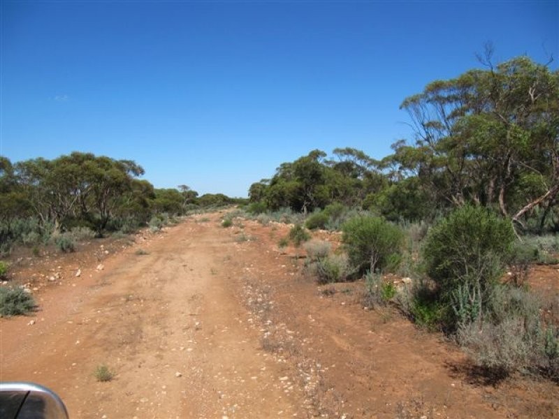 1 Deviation Road, Cowell SA 5602