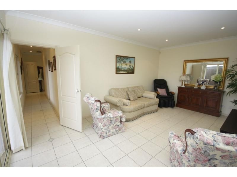 2a Third Avenue, Woodville Gardens SA 5012