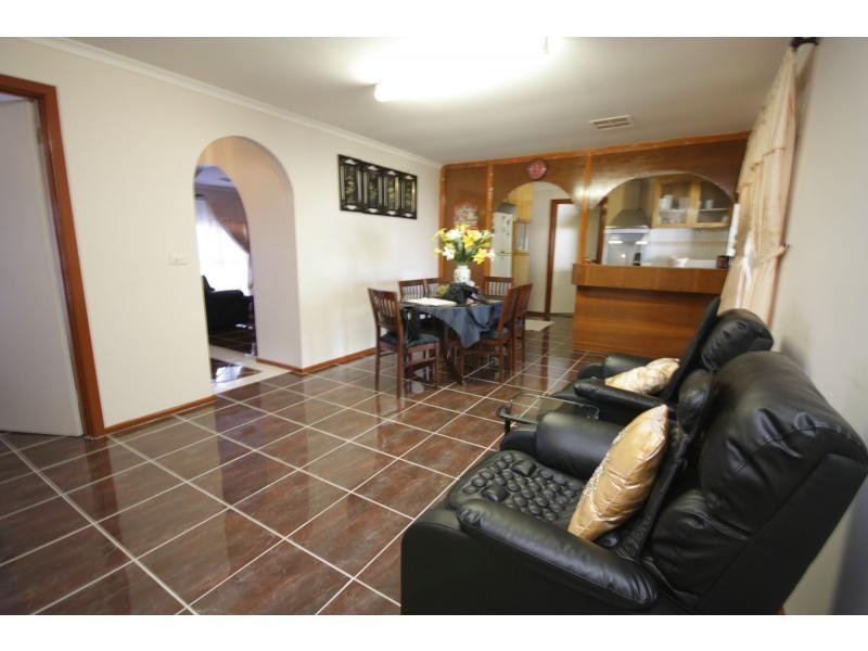 207 Shepherdson Street, Parafield Gardens SA 5107