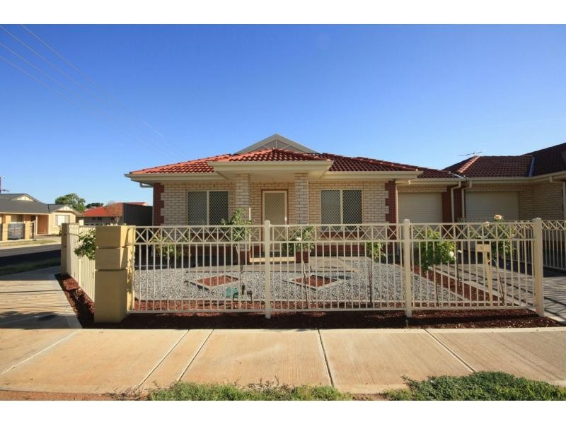 34 Haddington Crescent, Mansfield Park SA 5012
