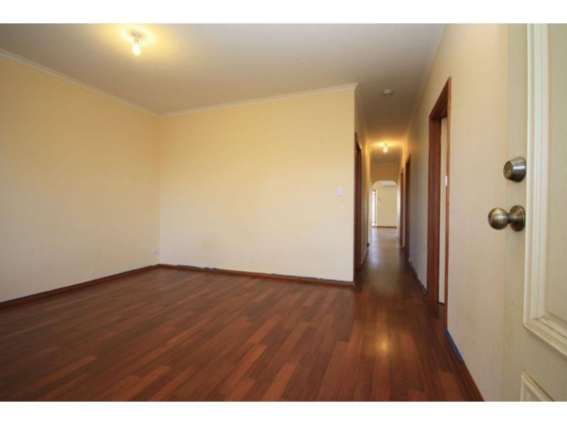 34 Haddington Crescent, Mansfield Park SA 5012