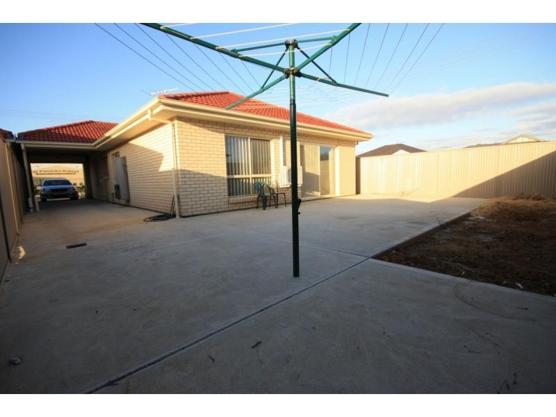 34 Haddington Crescent, Mansfield Park SA 5012