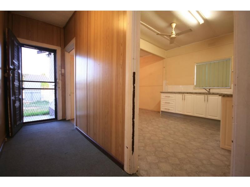 15 Addison Road, Pennington SA 5013