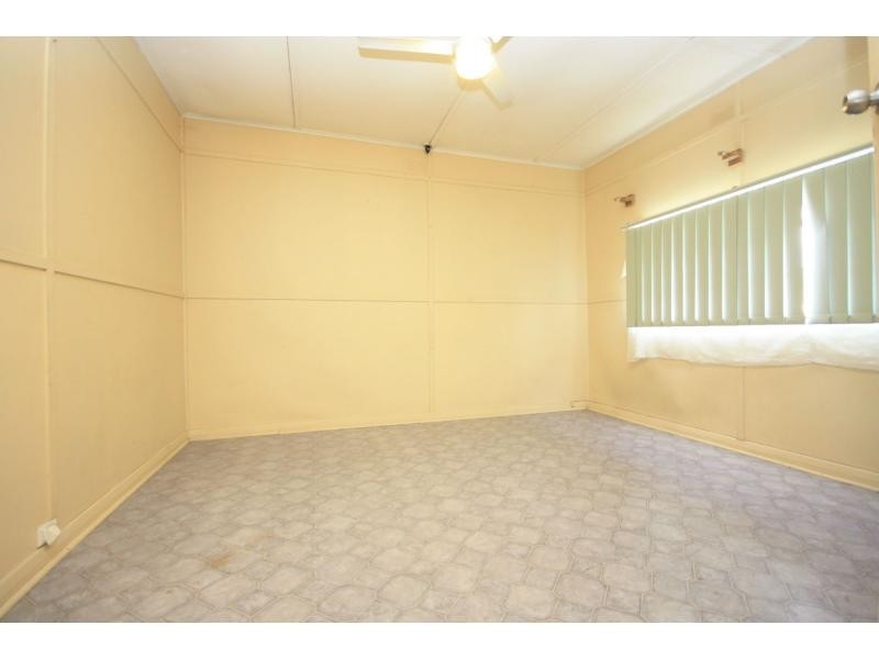 15 Addison Road, Pennington SA 5013