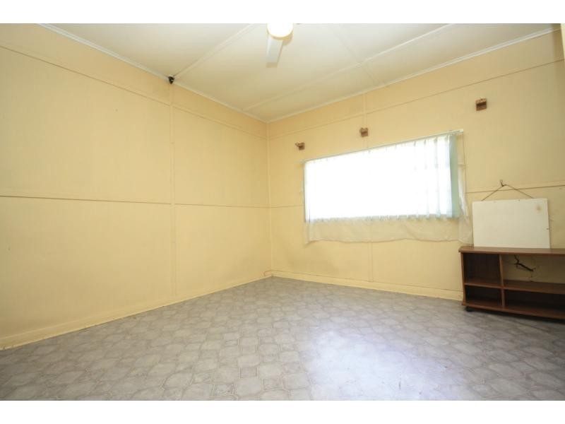 15 Addison Road, Pennington SA 5013