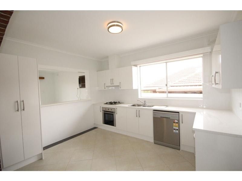 28 Filmer Avenue, Para Hills SA 5096