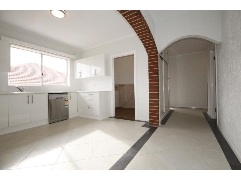 28 Filmer Avenue, Para Hills SA 5096