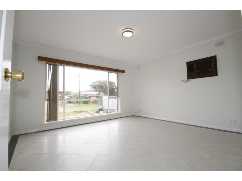 28 Filmer Avenue, Para Hills SA 5096