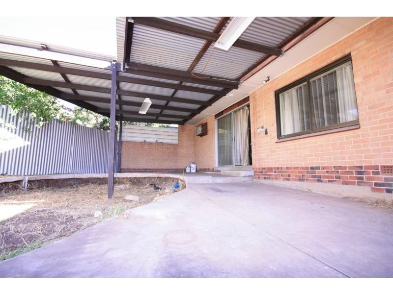 28 Filmer Avenue, Para Hills SA 5096